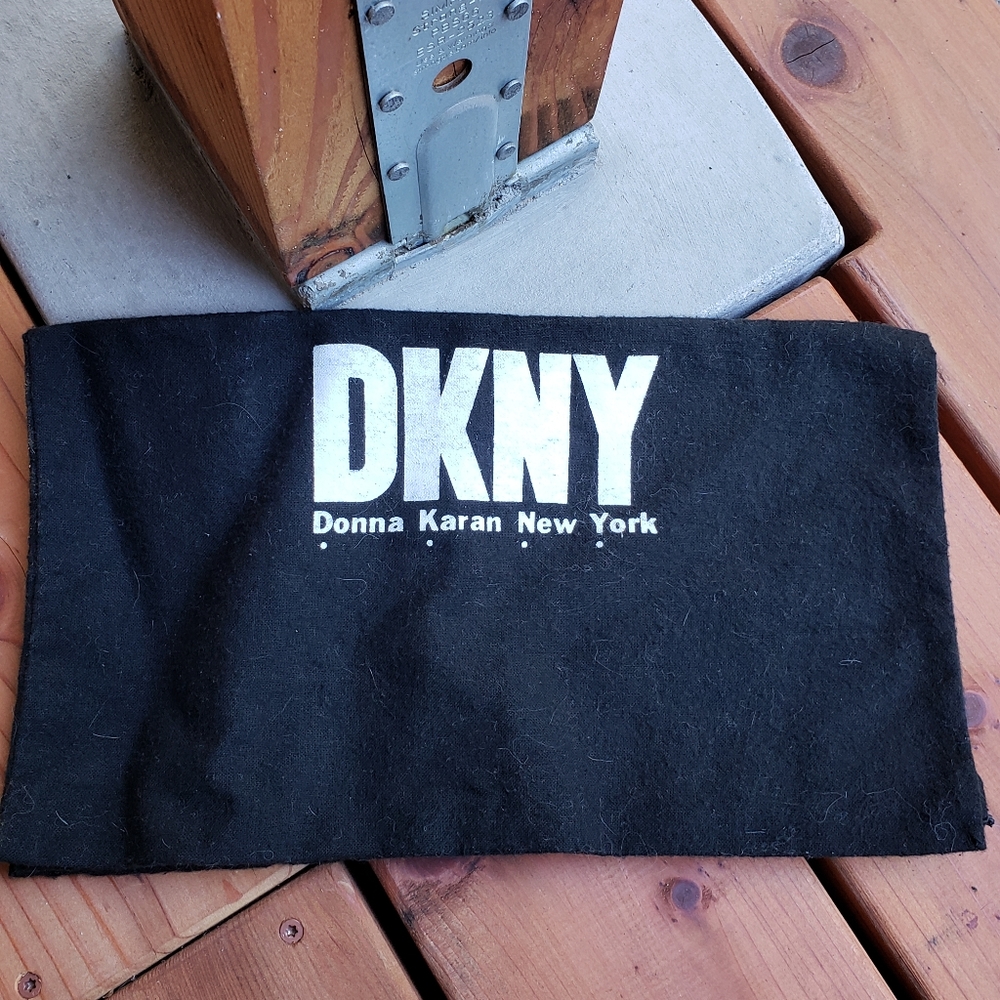 DKNY Black Leather Shoulder Bag - Picture 5 of 5